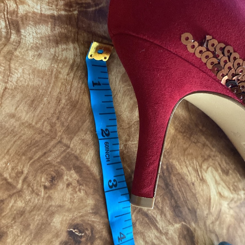 Red Heels - Charles David Sz 8M - Picture 10 of 11